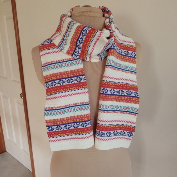 Talbots Accessories - N/A.❄ NICE! NWOT TALBOTS Nylon/Lambswool Long Scarf